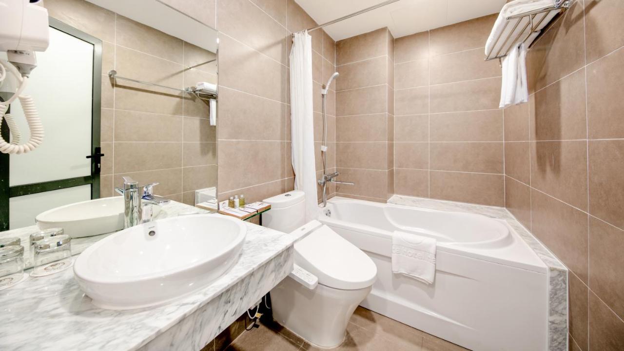 Nesta Serviced Apartment Ly Thuong Kiet Hanoi Exteriör bild